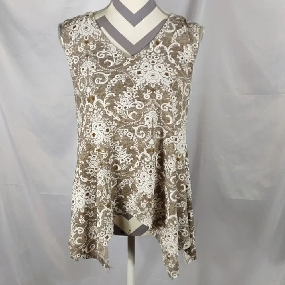 SJS Floral Asymmetrical Tank Top - Picture 6 of 6